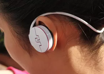 Primo3: гибрид беспроводных наушников, плеера и фитнес-трекера по привлекательной цене