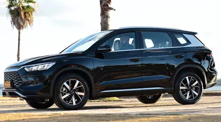 BYD представила свій перший гібрид, що працює на біоетанолі