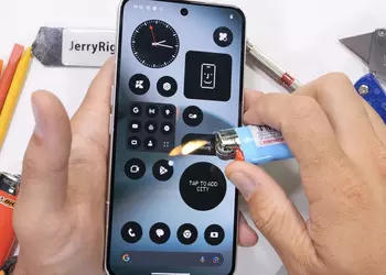 Nothing Phone (3) выдержал все: блогер JerryRigEverything подверг новый смартфон испытаниям скальпелем, огнем и отверткой