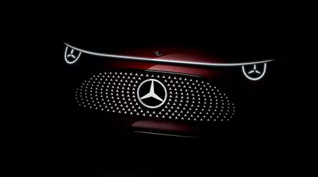 La nouvelle Mercedes-Benz CLA sera dotée d'une face avant éclairée et de phares en étoile.