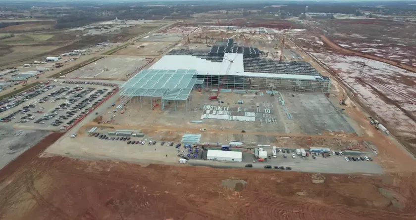 США выделят Ford $9,2 млрд на строительство завода по производству аккумуляторов для электромобилей – это крупнейшая госинвестиция в автопромышленность с 2009 год