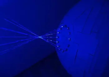 Самодельная Звезда Смерти с мощной лазерной пушкой