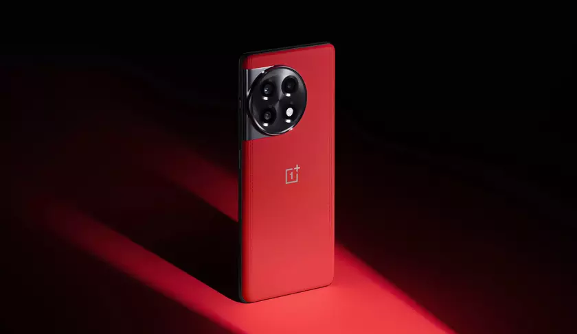 Официально: OnePlus 11R 5G Solar Red Edition c кожаной задней панелью, 18 ГБ ОЗУ и накопителем на 512 ГБ дебютирует 7 октября