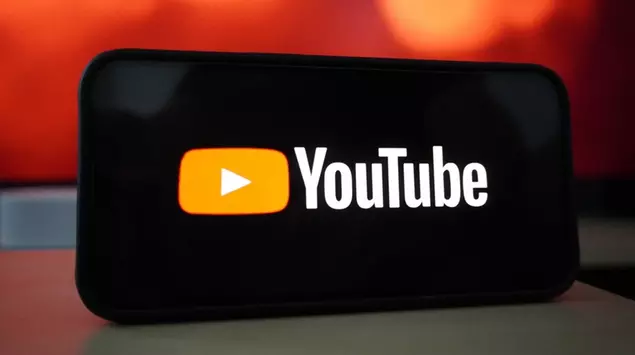YouTube is testing an AI search ...