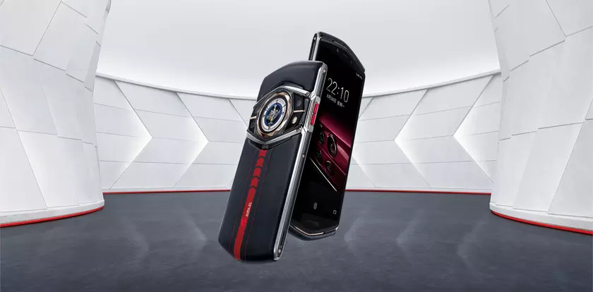 Titanium M6 5G Supercar Limited Edition: премиальный смартфон с титановым корпусом и бриллиантами почти за $3000