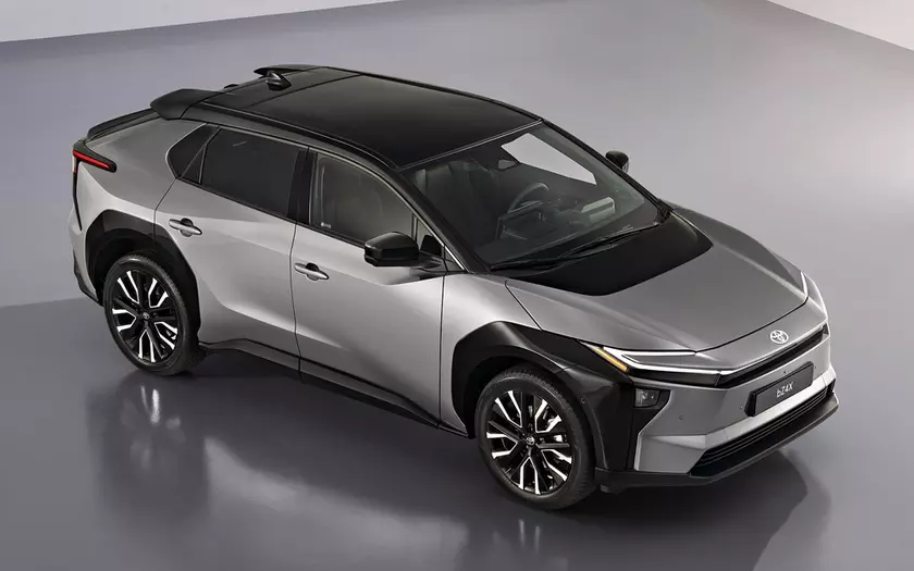 Обновленный электромобиль Toyota bZ4X