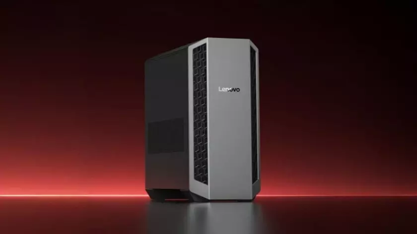 Lenovo Blade 7000: A New Contender in the Gaming Arena