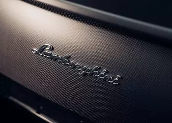 Последний из могикан: Lamborghini Murciélago SV на «механике» как символ ушедшей эпохи