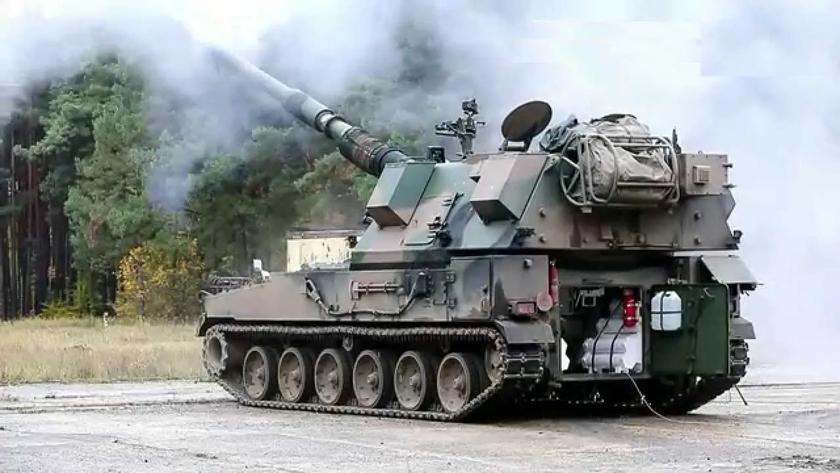 Ukrainian artillerymen show video of Polish AHS Krab self-propelled howitzer in action worth $11.5m