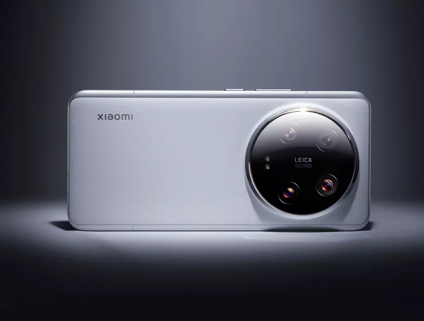 Xiaomi 14 Ultra приехал в Украину: топовый смартфон компании c камерой Leica по акционной цене 54 999 грн