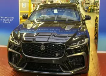 Jaguar выпустил последний автомобиль с ДВС перед переходом на электромобили
