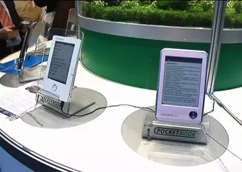 Технопарк: Pocketbook на выставке CeBIT 2010