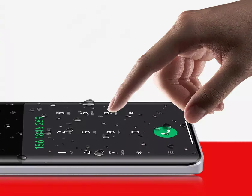 Как у OnePlus Ace 2 Pro: Redmi Note 13 Pro+ получит технологию экрана, которая позволит использовать смартфон во время дождя