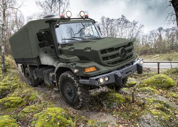 Camion Mercedes-Benz Zetros, macchina per pavimentazione Biber e munizioni Gepard per carri armati antiaerei: La Germania consegna all'Ucraina un nuovo pacchetto di aiuti militari