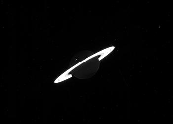 NASA показало необычные фотографии Сатурна, сделанные космическим телескопом James Webb