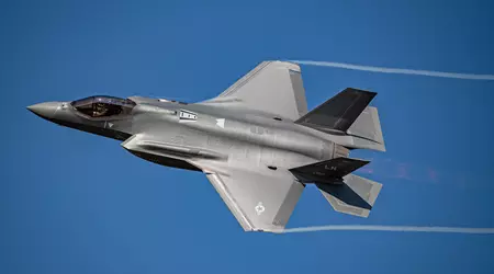 Contrat de 5,62 milliards de dollars : la République tchèque signe un contrat portant sur l'achat de 24 avions de combat de cinquième génération F-35A