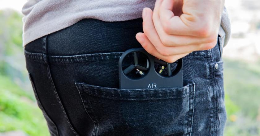 AIR PIX на Indiegogo: компактный дрон для селфи с камерой на 12 Мп, портом USB-С, дальностью полёта до 30 метров и ценником в $90