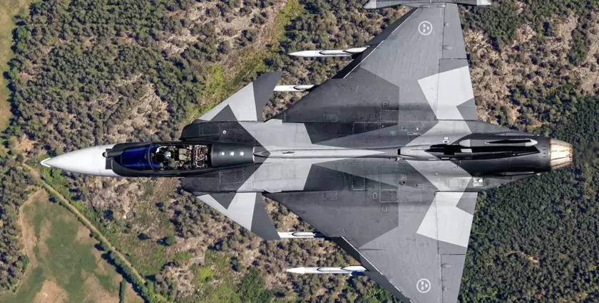 Раскрытие Gripen E: Швейцарский армейский нож истребителей