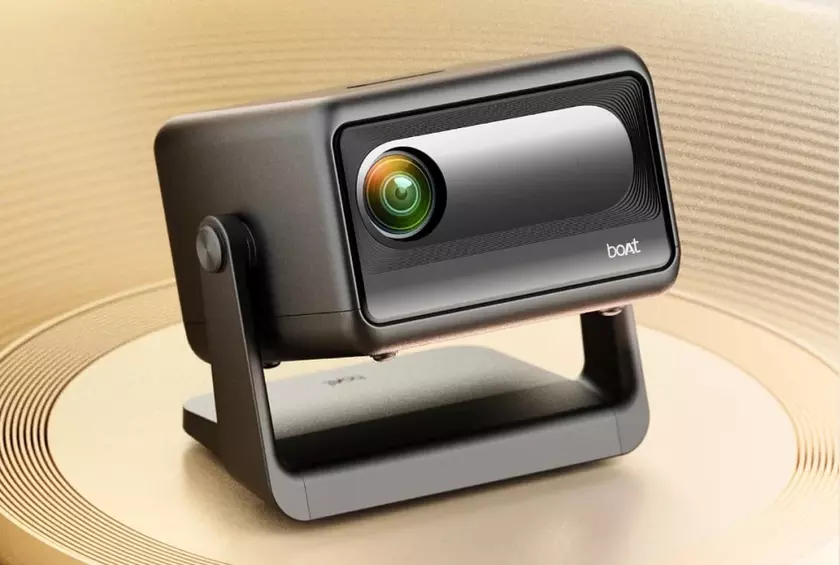 Смарт-проектор boAt CineHead E1 белого цвета