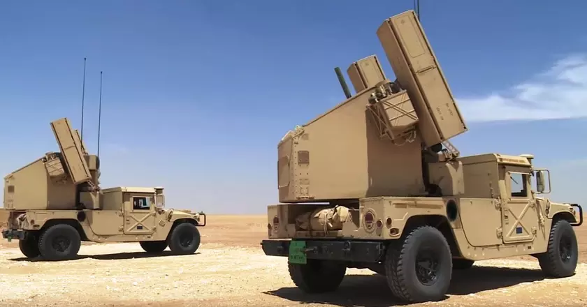 США передадут Украине зенитно-ракетные комплексы AN/TWQ-1 Avenger с ракетами Stinger для уничтожения воздушных целей на дальности до 5,5 км