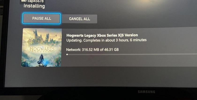 Users claim Hogwarts Legacy pre-load is already available on Xbox Series consoles-2