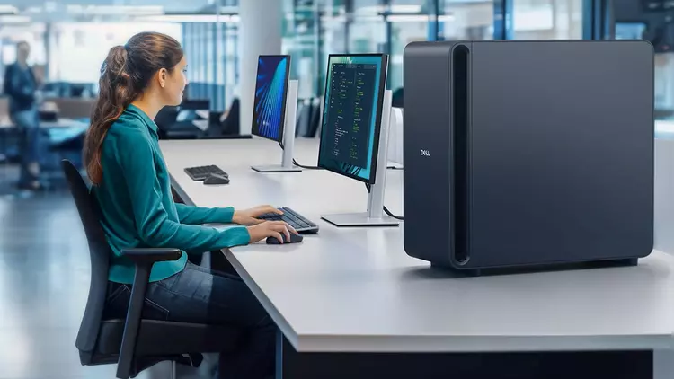 Dell Pro Max GB300: Суперкомп’ютер Blackwell, ...