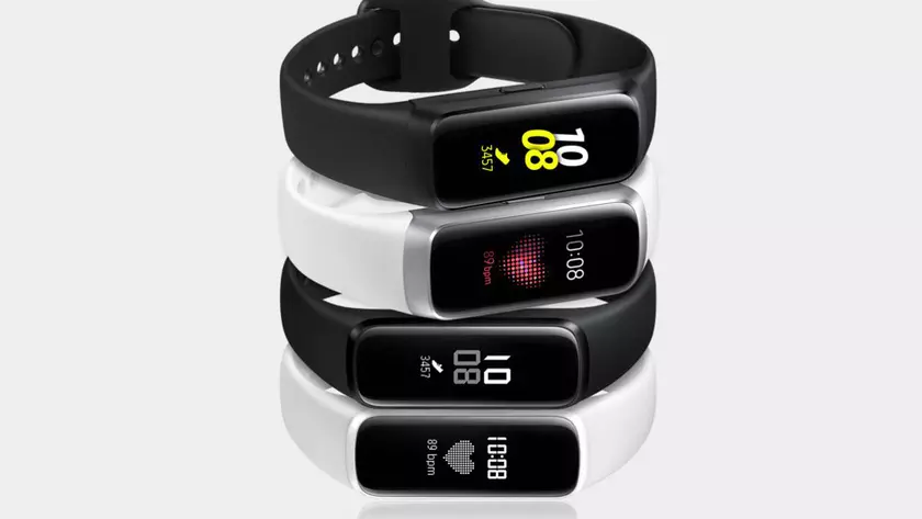 Samsung Galaxy Fit уже в Украине: фитнес-трекер для спорта и ЗОЖ за 2699 гривен