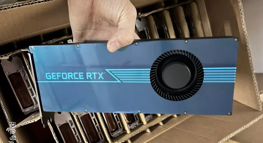 Китайцы начали делать неофициальные видеокарты GeForce RTX 3080 с 20 ГБ видеопамяти GDDR6X стоимостью $915