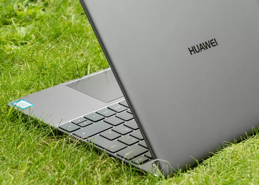 Huawei представила MateBook D (2018): обновленный ноутбук с улучшенной графикой и процессором