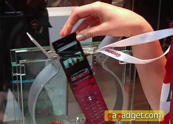 Подводная братва: телефоны, работающие под водой, своими глазами