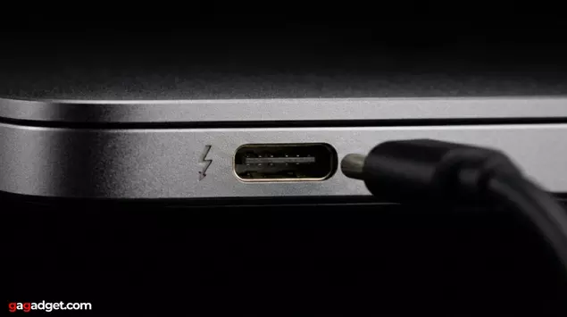 What Is Thunderbolt 4 and Do ...