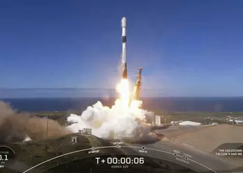 Южная Корея запустила разведывательный спутник на фоне обострения ситуации с северным соседом