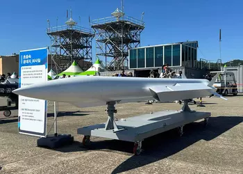 Южная Корея презентовала сверхзвуковую ракету "воздух-земля"