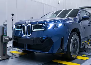 BMW перевела производство iX3 на две смены из-за высокого спроса