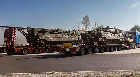 Hungary has received the first of 44 German Leopard 2A7HU tanks under a contract worth $565 million