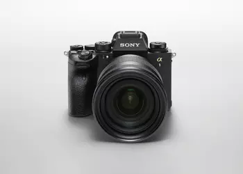 Sony представила беззеркальную флагманскую камеру Alpha 1 с датчиком на 50.1 МП, OLED-экраном и поддержкой 8K-видео за $6498