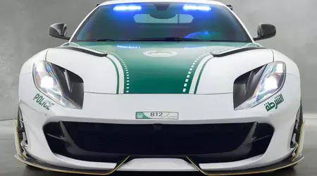 Ferrari 812 Superfast Mansory: патрульний суперкар для Дубая, який не наздоганяє, а позує