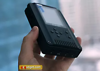 Увесистый аргумент: обзор плеера QLS QA360