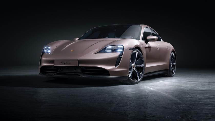 Porsche представила четвёртую версию электрического Taycan: задний привод, две комплектации и запас хода до 484 км
