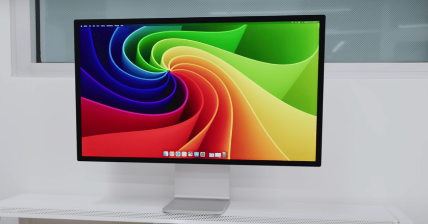 Apple Studio Display thunderbolt monitor for macbook