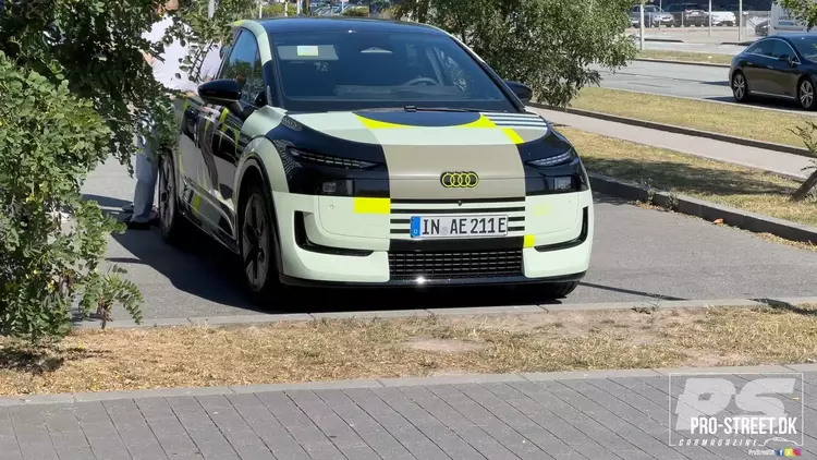 Audi A2 возвращается: теперь это электрокар с «крыльями» и корнями от Volkswagen