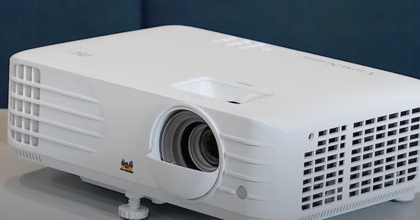 ViewSonic PX701-4K projector for home theater