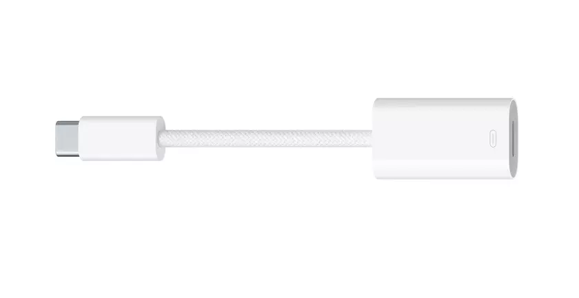 После презентации iPhone 15 Apple начала продавать адаптер USB-C-Lightning за $29