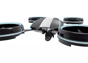 Концепт квадрокоптера Observer с камерой и автоматическим управлением