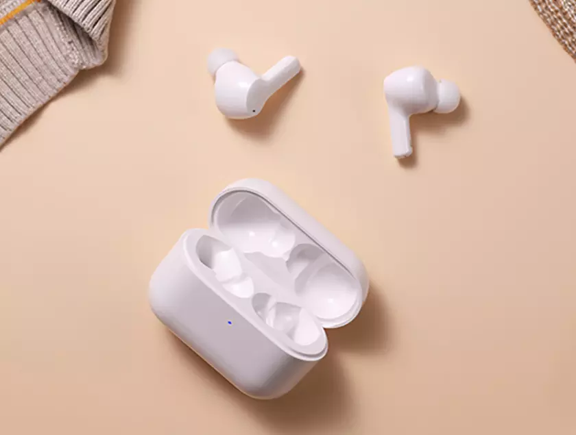 Honor Choice TWS: наушники с дизайном AirPods Pro, защитой от воды IP54 и ценником в 35 евро