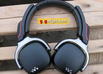 Обзор плеера-наушников Sony Walkman NWZ-WH303: гаджет с множественной сутью