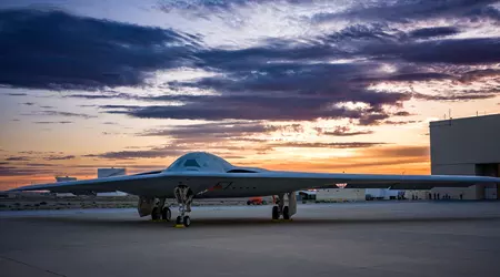 Le bombardier nucléaire de nouvelle génération B-21 Raider a commencé ses essais de roulage avant son premier vol.