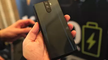 Smartphone Energizer Power Max P16K Pro with a battery for 16000 mAh live on MWC 2018