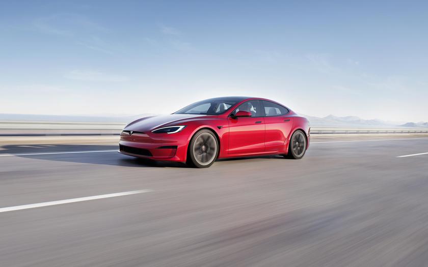 Tesla Model S, попавшая в аварию со смертельным исходом в Вашингтоне, использовала режим автономного вождения