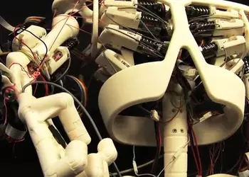 Роботы-скелеты наступают!